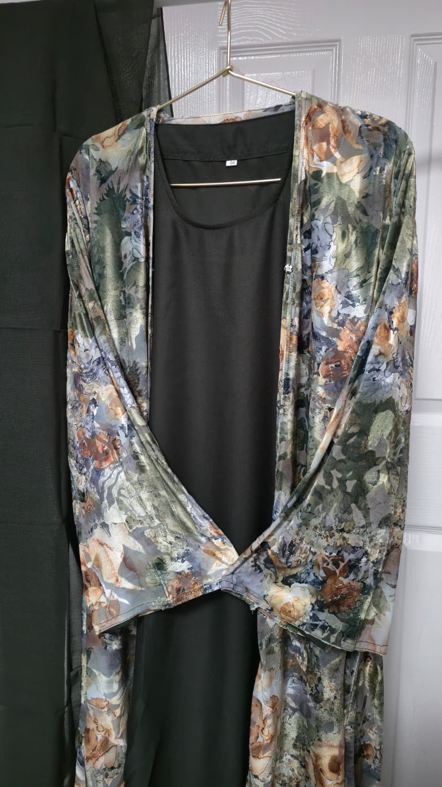 The Dévoré Collection (Velvet Abayas)