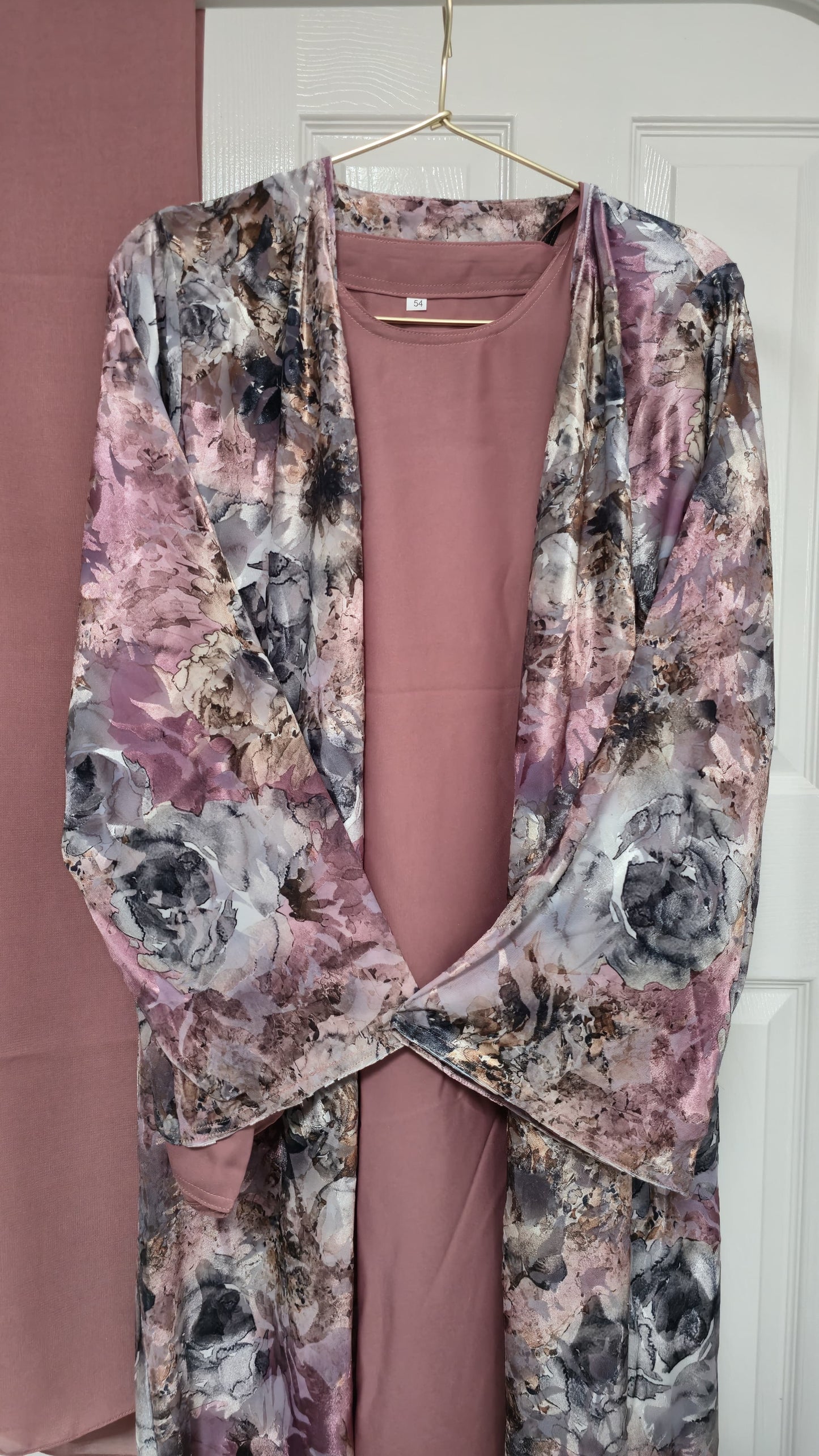 The Dévoré Collection (Velvet Abayas)