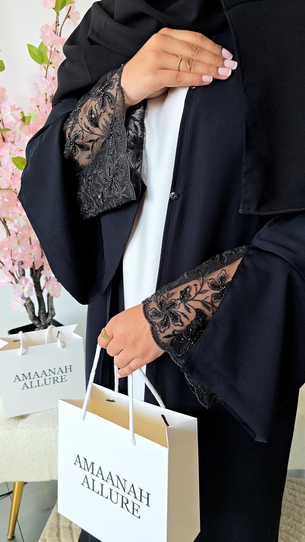 QAMR abaya
