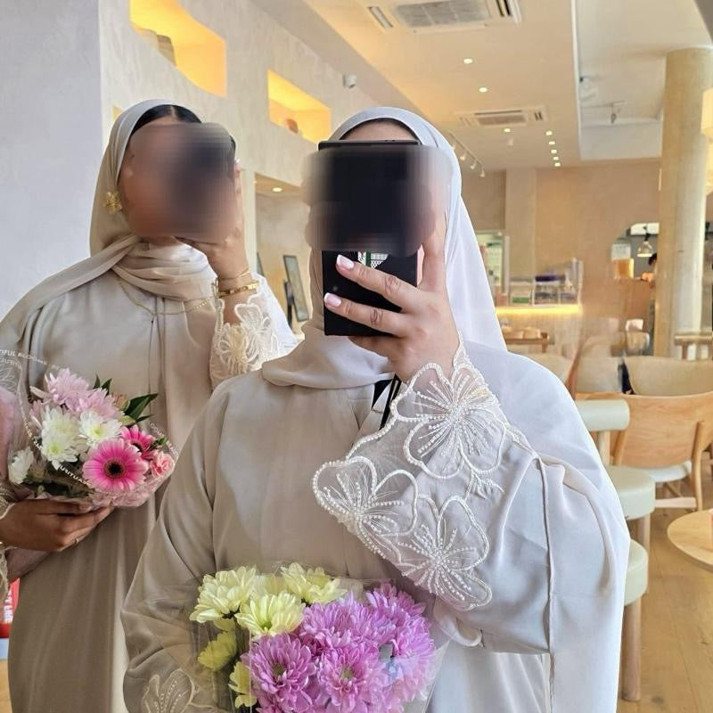 Rūh Abaya - Elegant Open Style with Buttons