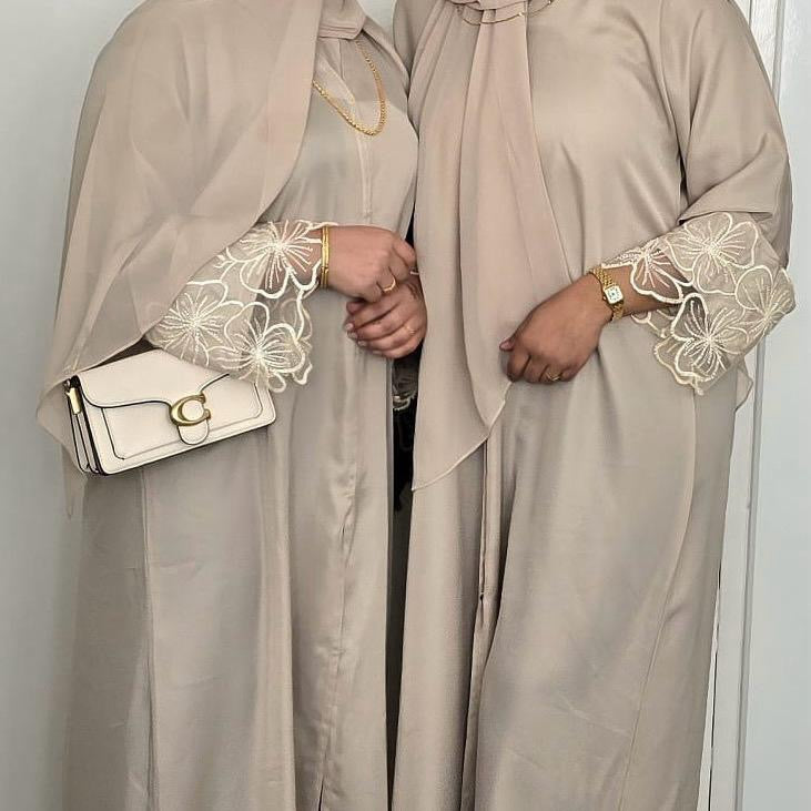 Rūh Abaya - Elegant Open Style with Buttons
