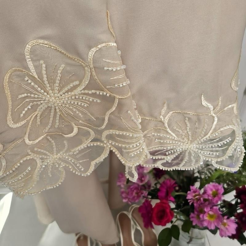Rūh Abaya - Elegant Open Style with Buttons